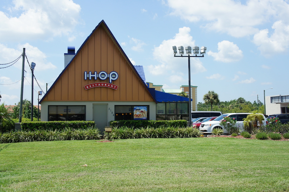 Café da manhã no IHOP - A melhor panqueca de Orlando! 