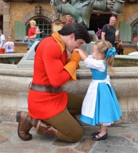 mom-sews-disney-costumes-60